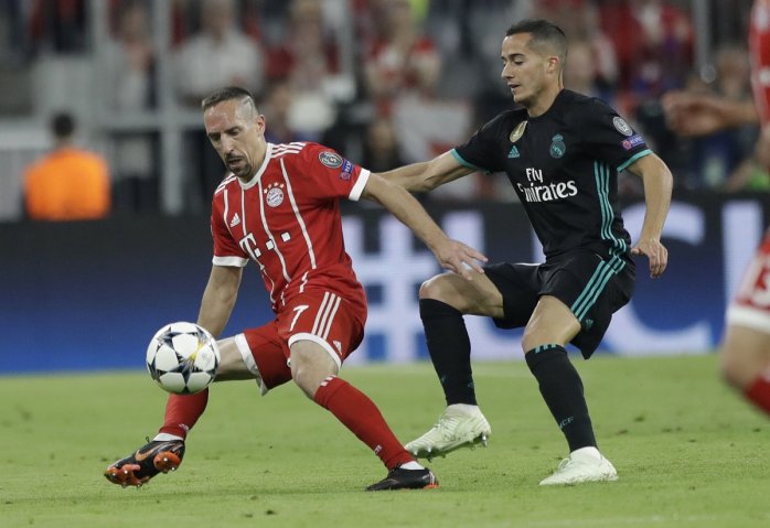 Franck Ribery z Bayernu Mníchov a Lucas Vazquez z Realu Madrid