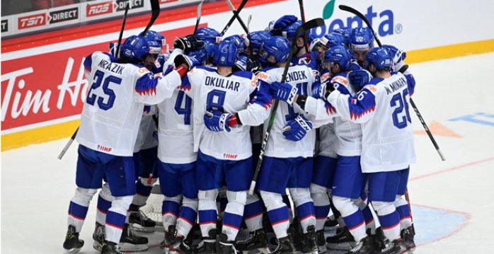 Slovenskí hokejisti do 20 rokov (MS 2020)