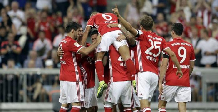 Bayern v prvom kole Bundesligy deklasoval Werder. Kapitán Brém: „Opäť sme sa proti nim báli hrať"