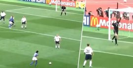 VIDEO: Ronaldinho vs. Seaman