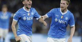 Billy Gilmour a Kevin de Bruyne (SSC Neapol) 