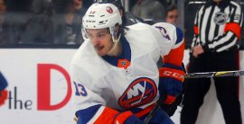 Matthew Barzal Thumbnail