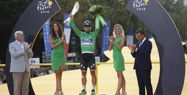 Peter Sagan na Tour po šiestykrát vybojoval zelený dres a vyrovnal historický rekord