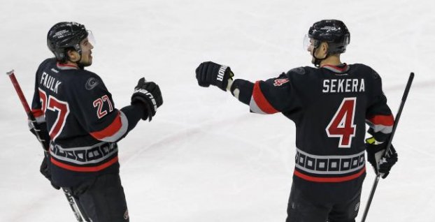 Správy dňa z NHL, KHL a Extraligy (24.12.)