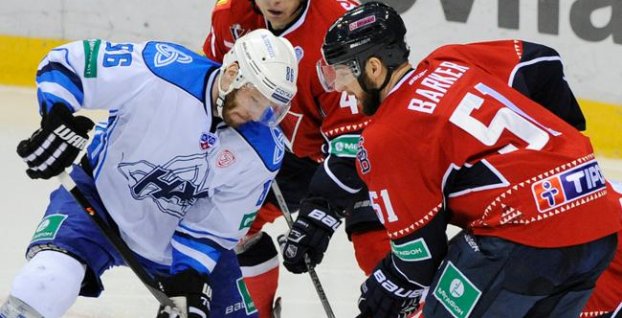 Slovan nezvládol posledné 2 minúty, viedol 4:3, prehral 6:4