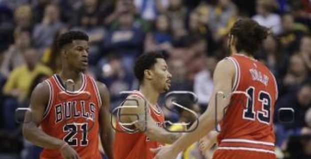 NBA: Chicago zdolalo Indianu a triumfovalo v 7. zápase za sebou (2)