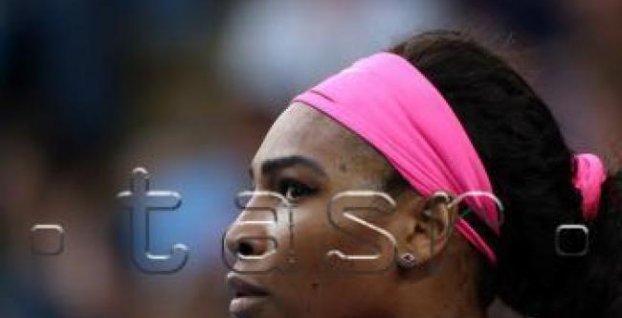 Tenis-Australian: Serena Williamsová postúpila do 2. kola dvojhry (10)