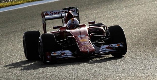 F1: Vettel najrýchlejší aj v druhý deň testov