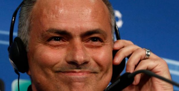 Mourinho je génius, tvrdí pred osemfinále s Chelsea kouč PSG Blanc
