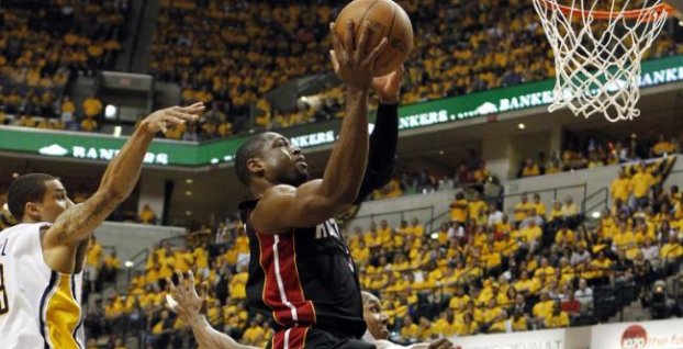 San Antonio vyhralo v Milwaukee, Wade žiaril proti Portlandu