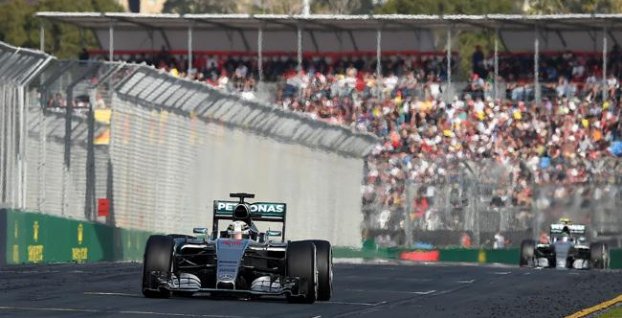 F1: Hamilton najrýchlejší v poslednom voľnom tréningu na VC Bahrajnu