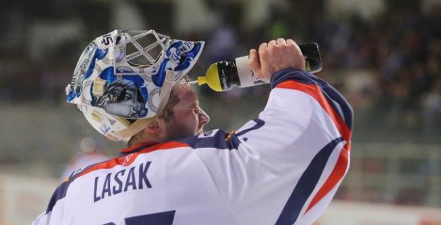 Správy dňa z MS v hokeji, NHL a KHL (9.5.)