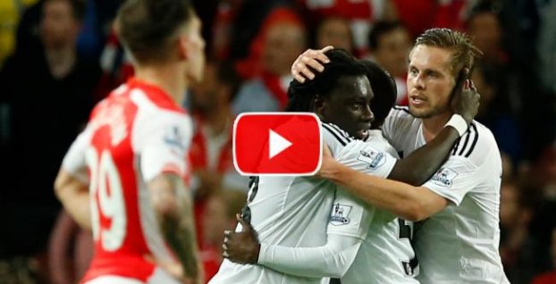 Arsenal doma prehral so Swansea City a stráca na Citizens