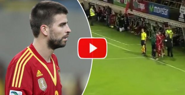 VIDEO: Španielskí fanúšikovia pískali na Piqueho pre žarty o Ronaldovi