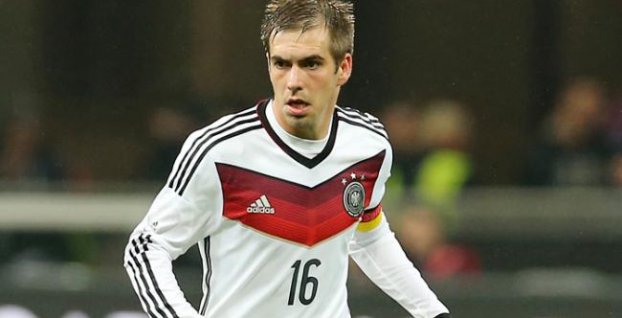 Lahm chce ukončiť kariéru v Bayerne, vylúčil odchod do Kataru či USA