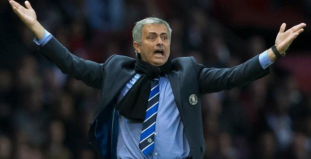 Mourinho po remíze v Kyjeve hádzal vinu na rozhodcu (VIDEO)