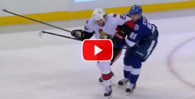 VIDEO: Smith z Ottawy dostal za toto simulovanie pokutu od NHL