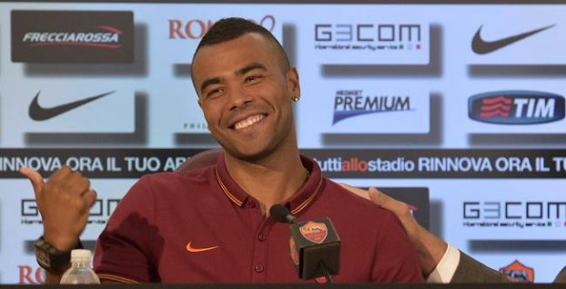 Ashley Cole rozviazal zmluvu s AS Rím, mal by hrať v americkej MLS