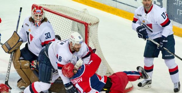 Medzi CSKA a Slovanom to poriadne iskrilo, belasí sa trápili v koncovke