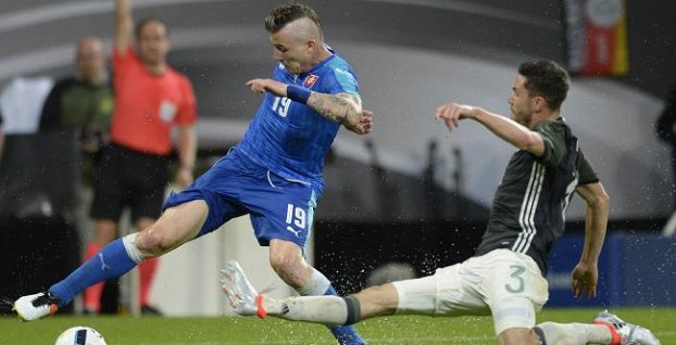 Šalamúnske rozhodnutie UEFA pri rozhodcovi zápasu Nemecko – Slovensko