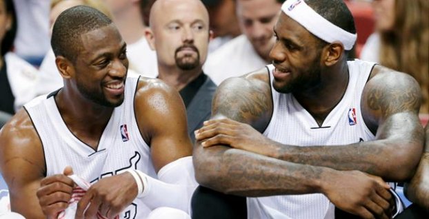 Wade možno zmení klub. V hre je aj obnovenie spolupráce s LeBronom Jamesom