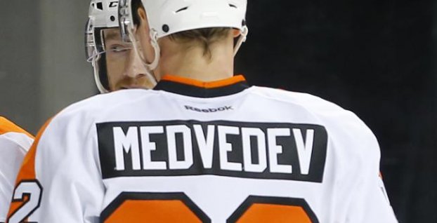 Medvedev po roku končí v NHL. Dohodol sa s Omskom