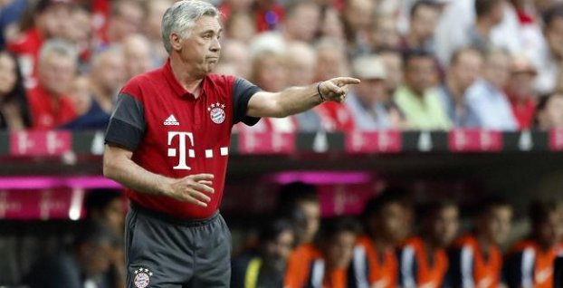 Tréner Bayernu Ancelotti predpovedá víťazov La Ligy i Premier League