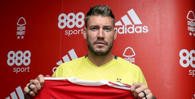 Bendtner opúšťa Bundesligu a odchádza do Anglicka