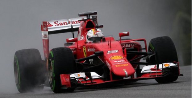 Vettel z Ferrari do Mercedesu? Nemecká stajňa sa vyjadrila