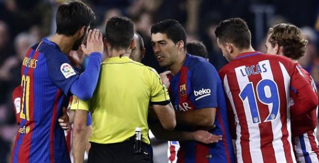 Suarez neuspel s odvolaním. Barcelone bude chýbať vo finálovom zápase