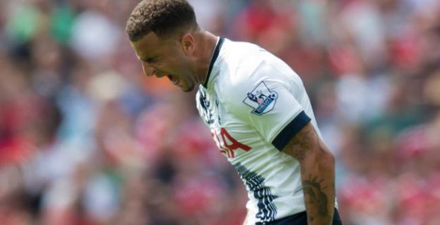 Hviezda Tottenhamu má problém s trénerom. Chystá sa Walkerov prestup?