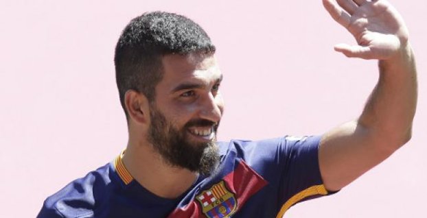 Prestupové špekulácie a novinky zo sveta futbalu (4.6.)