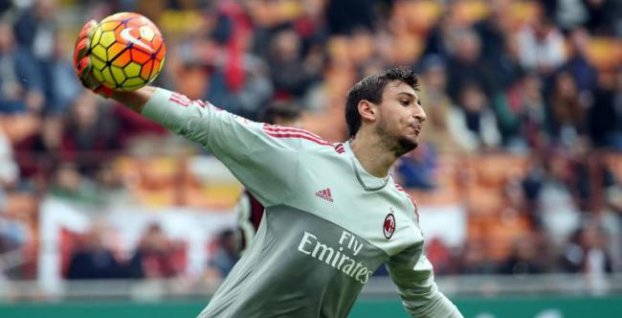 Škola alebo futbal? Donnarumma sa musel rýchlo rozhodnúť