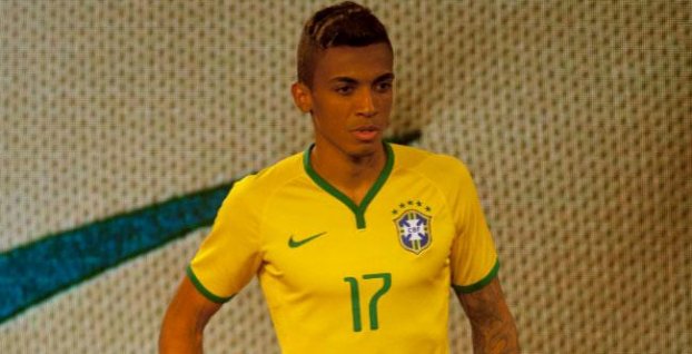 OFICIÁLNE: Luiz Gustavo po 10 rokoch opúšťa Bundesligu