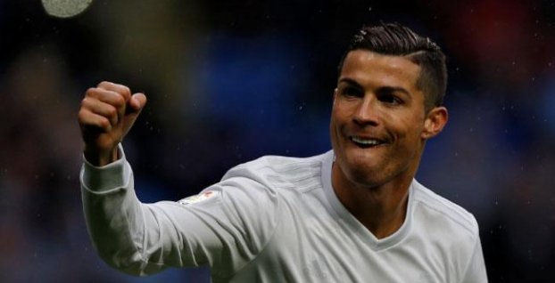 Cristiano Ronaldo je treťou najlepšie zarábajúcou celebritou na Instagrame