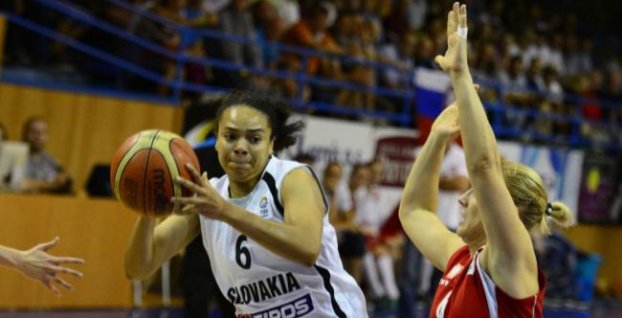 Američanka so slovenským pasom zažiarila vo WNBA, nestačilo to