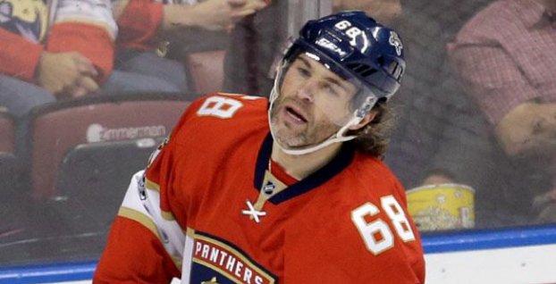 O Jaromíra Jágra majú záujem dva kluby NHL