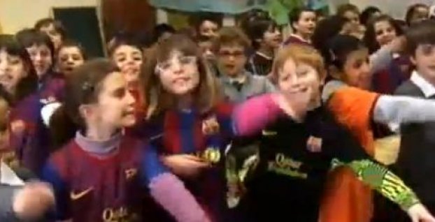 VIDEO DŇA: Deti sa snažia piesňou presvedčiť Guardiolu, aby zostal (13.3.)