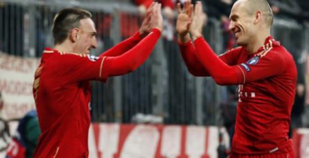 Ribéry neudržal nervy na uzde, Robbenovi urobil monokel