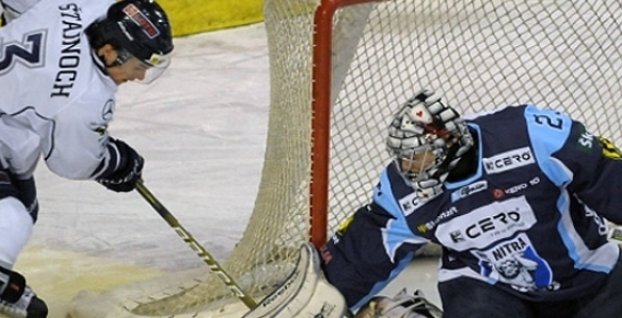 Extraliga: Slovan prehral v Nitre, Bystrica podľahla Popradu - sumáre