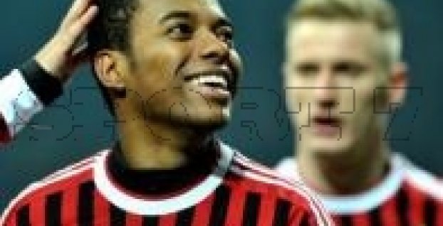 Robinho zostane v AC Miláno aj v budúcej sezóne