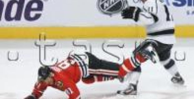 NHL: Handzuš vyhnal Quicka z bránky, Hossa 0+1, Chicago vedie nad obhajcom 2:0