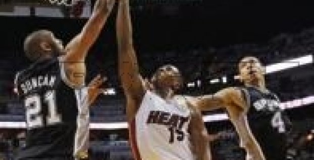 Finále NBA: San Antonio deklasovalo Miami a vedie 2:1