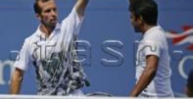 Tenis: Do finále štvorhry Paes so Štěpánkom, Bryanovci nedosiahnu Grand Slam