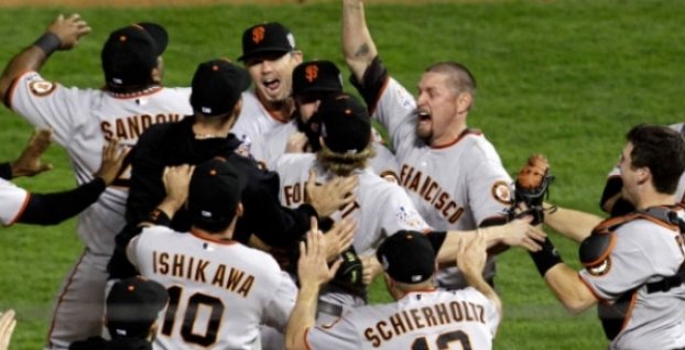 MLB: Giants po 56 rokoch víťazmi Svetovej série