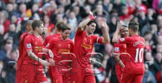 Futbal: Liverpool zdolal Cardiff 3:1 a vyhupol sa na čelo anglickej ligy
