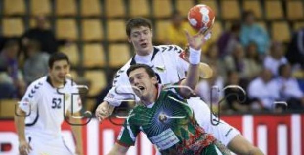 Hádzaná-ME: Španieli do semifinále po výhre nad Macedónskom