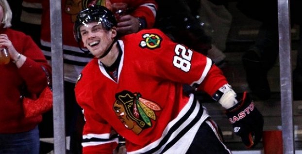 NHL: Kopecký zabezpečil víťazstvo Blackhawks dvoma gólmi + VIDEO