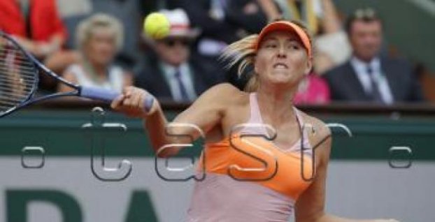 Tenis-Roland: Šarapovová je prvou finalistkou ženskej dvojhry (2)