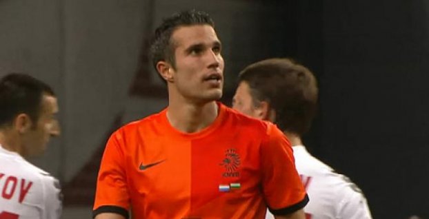 Kapitán Holandska Robin Van Persie je stopercentne fit